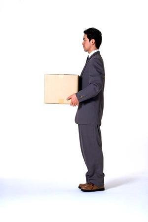 カラコンは安全性の高さにも注目を